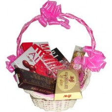  Assorted Chocolate Lover Basket15