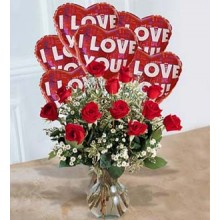 Roses in a Vase With 6 pcs I Love You Balloons